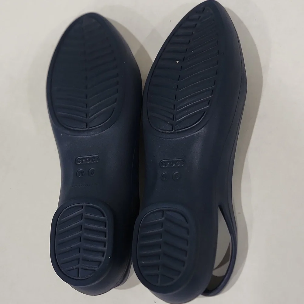 Women's CROCS Navy Slingback Flats Size 6